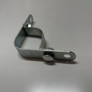 Abrazadera galvanizada en ángulo