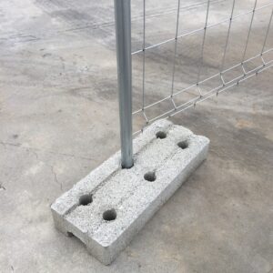 BASE-DE HORMIGÓN-VALLAS-DE-OBRA-CERCADOS-ONLINE
