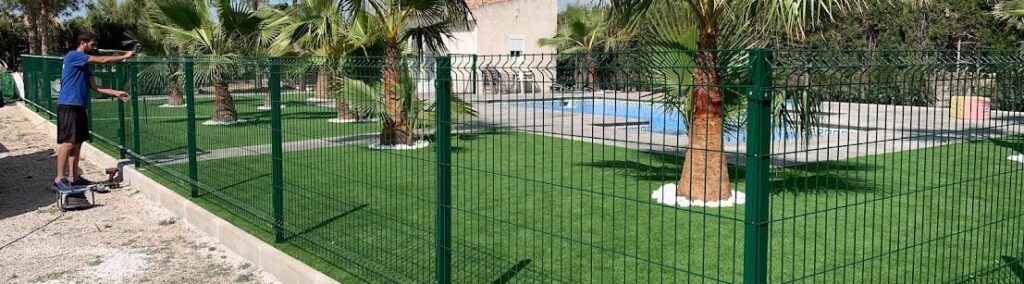 CERCADO DE PISCINA CON VALLA HERCULES VERDE