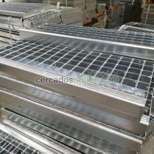 Peldaño Tramex Ranurado 800x275 mm Galvanizado