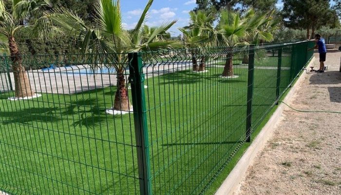 CERRAMIENTO-MALLA-HERCULES-VERDE Panel Malla Hércules verde 2,50X1,03 metros